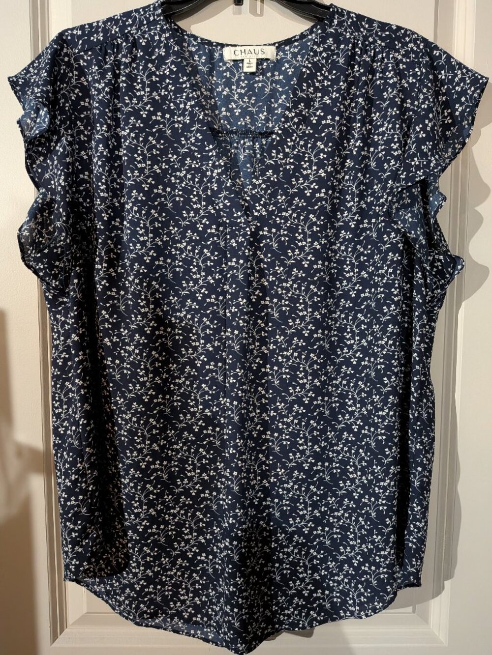Women's Chaus Capped Ruffled Sleeve Blouse Blue & White L